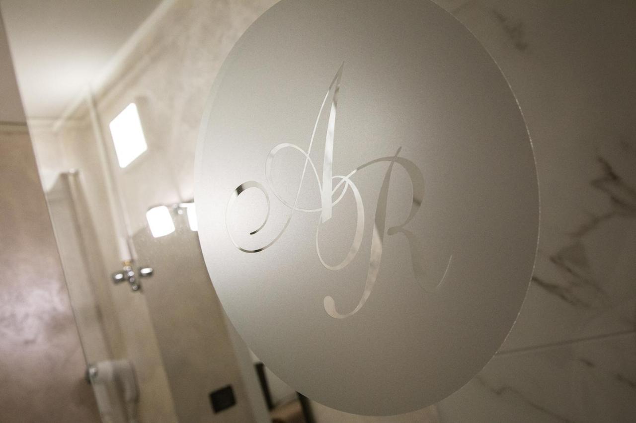Aurelia Luxury - Piazza Delle Erbe Hotel Verona Exterior photo